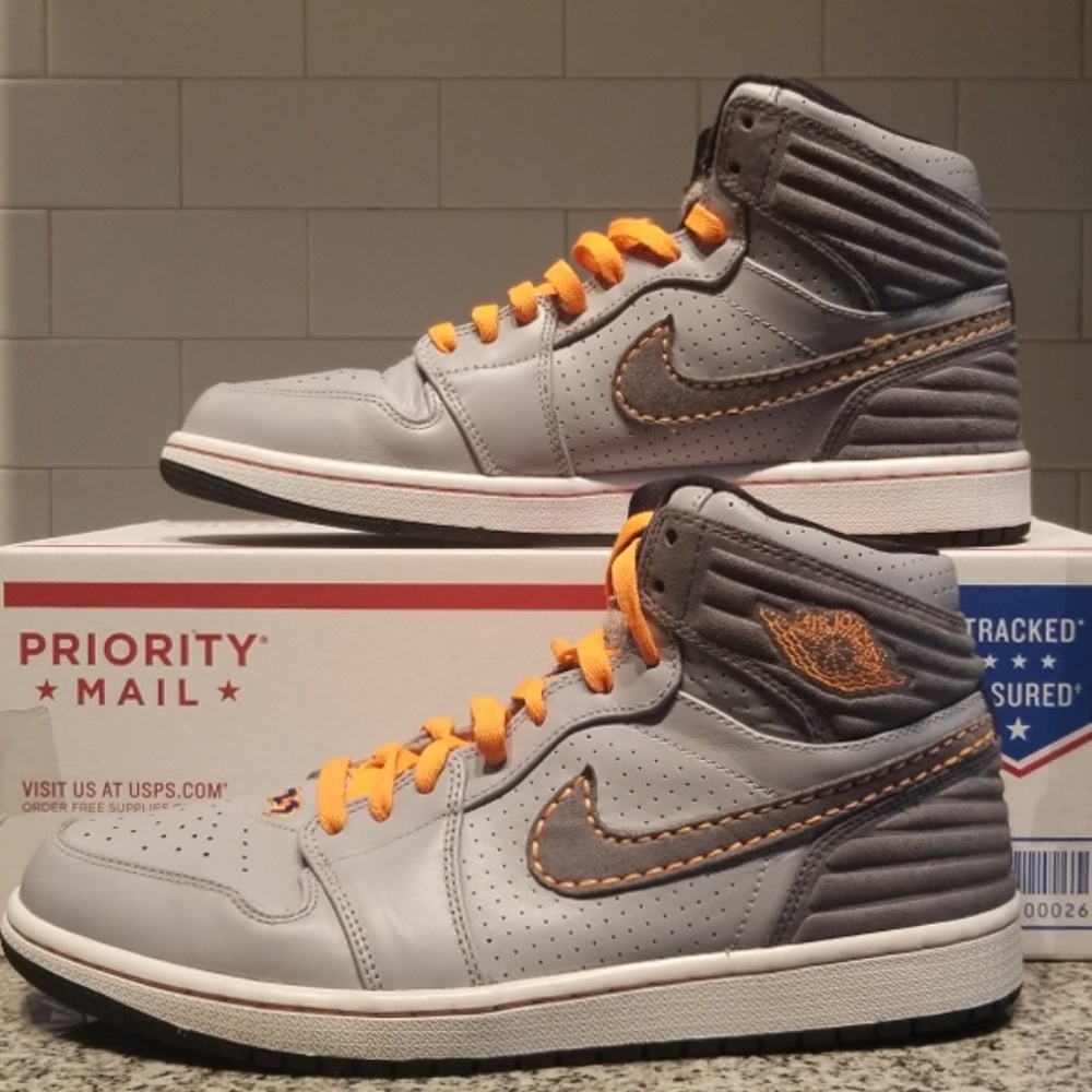 Air jordan 1 retro 93 wolf grey